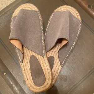 Woven rope slides gray vegan leather never been worn